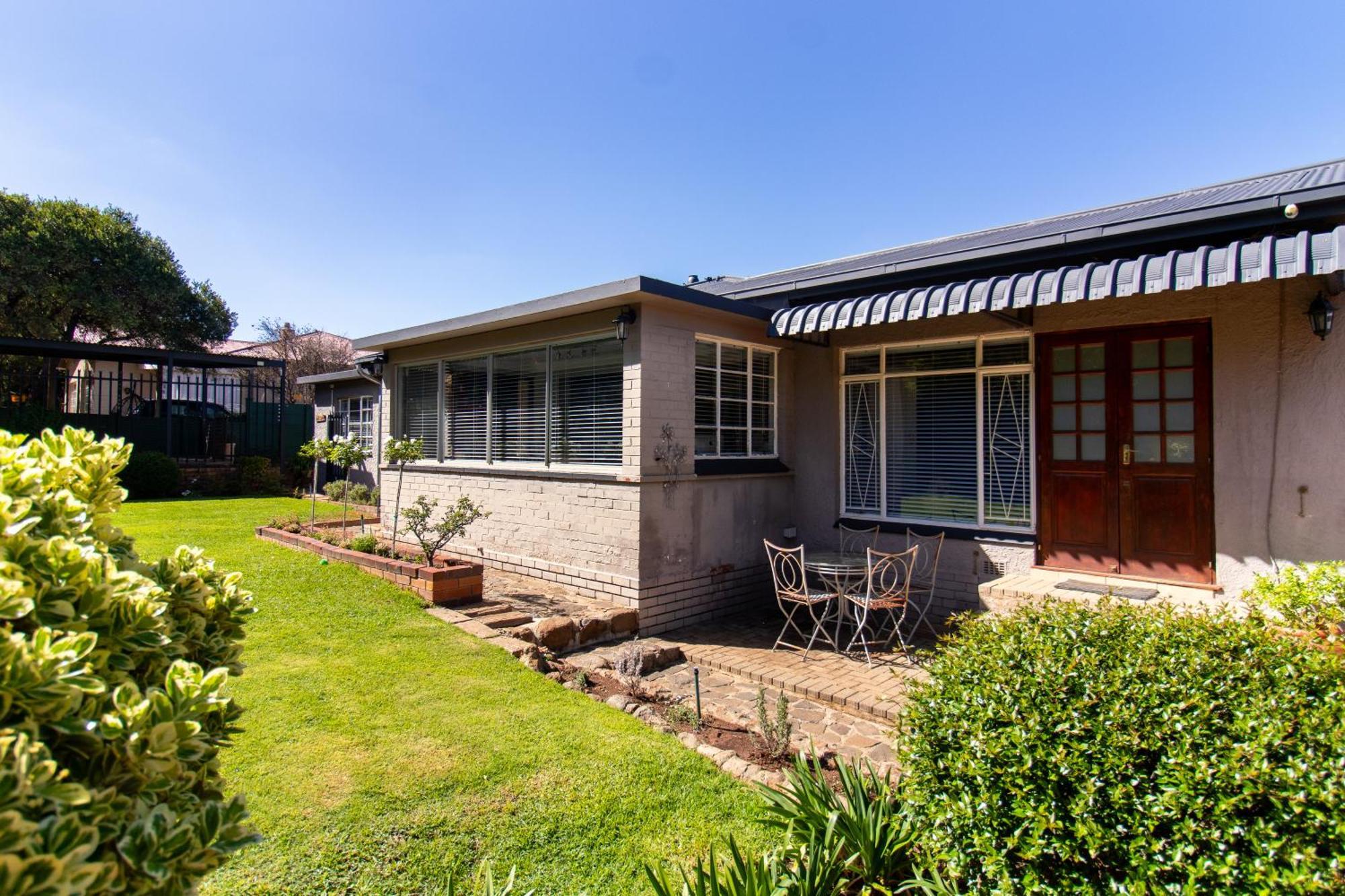 Glenmore Guesthouse Bloemfontein Luaran gambar